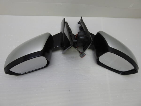 Discovery Sport Mirror - L-R - (15 - 20)